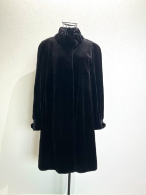 SAGA 사가슈퍼컬리티 셔링하이넥카라 딥다크브라운 풀스킨 쉬어드 롱밍크코트 프리사이즈