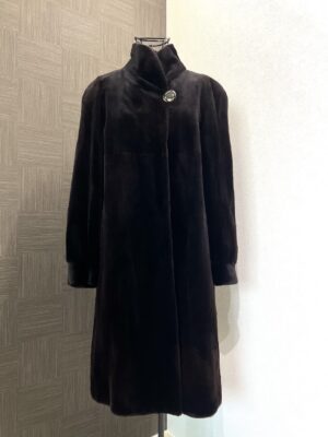 SAGA 사가로열 하이넥 브라운 풀스킨 쉬어드롱밍크코트 66사이즈