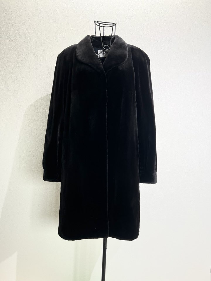 Moonbat 딥다크브라운 풀스킨 쉬어드 롱밍크코트 9~11사이즈