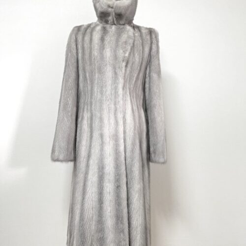 Alternative view of PETE 풀스킨 사파이어 맥시롱 밍크코트