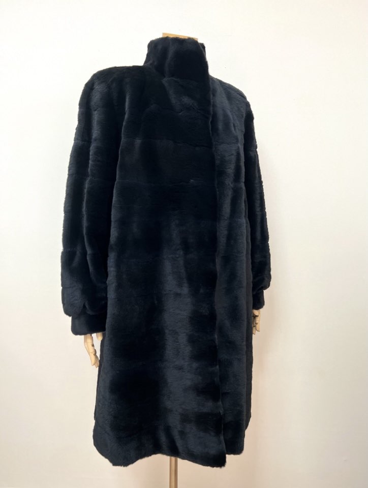 Peltex 오버핏 블루블랙 하이넥 풀스킨 호리젠탈 플럭밍크코트 프리사이즈 - 이미지 3