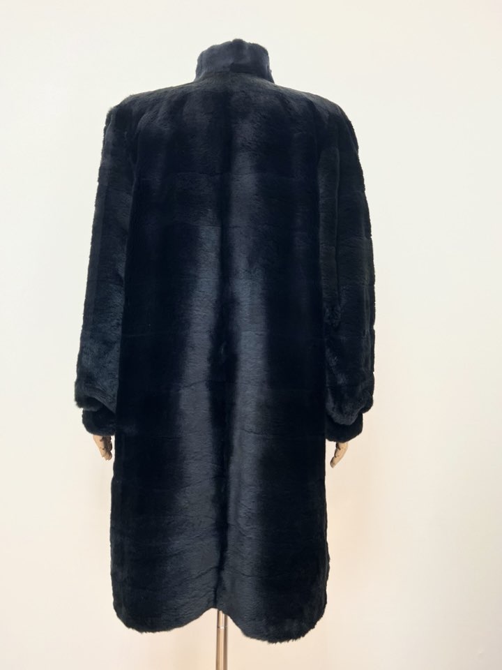 Peltex 오버핏 블루블랙 하이넥 풀스킨 호리젠탈 플럭밍크코트 프리사이즈 - 이미지 5