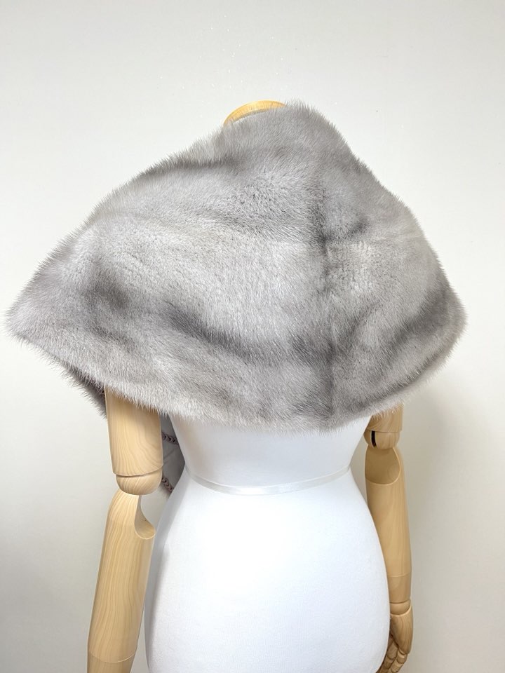 미사용전시품 SAGA 사가 풀스킨 사파이어 밍크 케이프숄 - 이미지 5