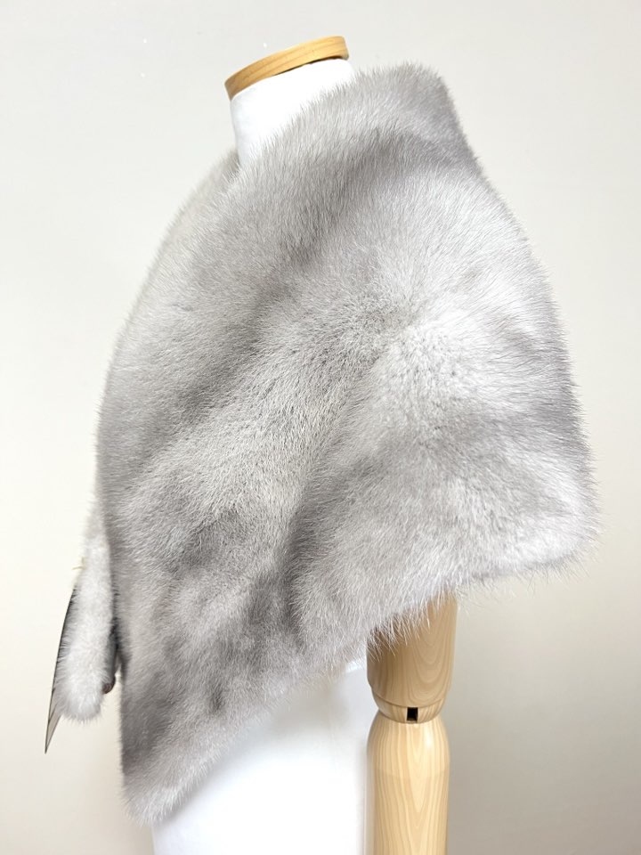 미사용전시품 SAGA 사가 풀스킨 사파이어 밍크 케이프숄 - 이미지 6