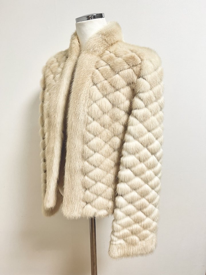 풀스킨 팔로미노 펀칭 숏 밍크 코트 - 이미지 8