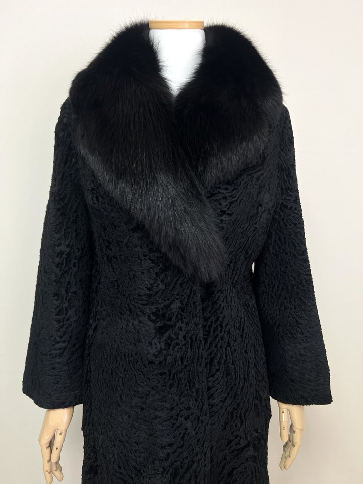 ONWARD 폭스퍼 트리밍 블랙 아스트라칸 코트 - 이미지 2