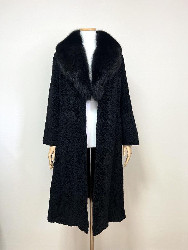 ONWARD 폭스퍼 트리밍 블랙 아스트라칸 코트 - 이미지 8